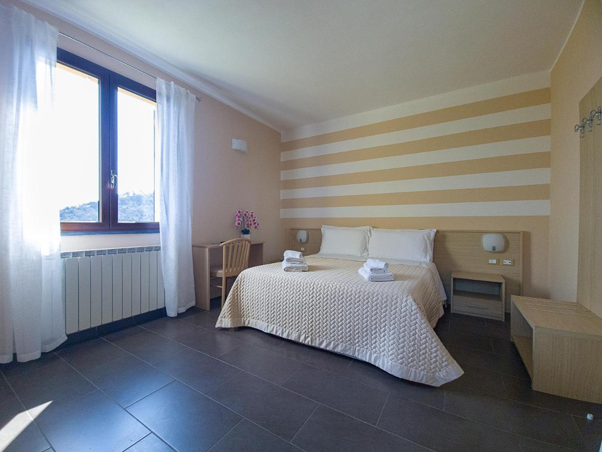 Agriturismo La Pietra 1 E La Pietra 2 La Spezia Luaran gambar