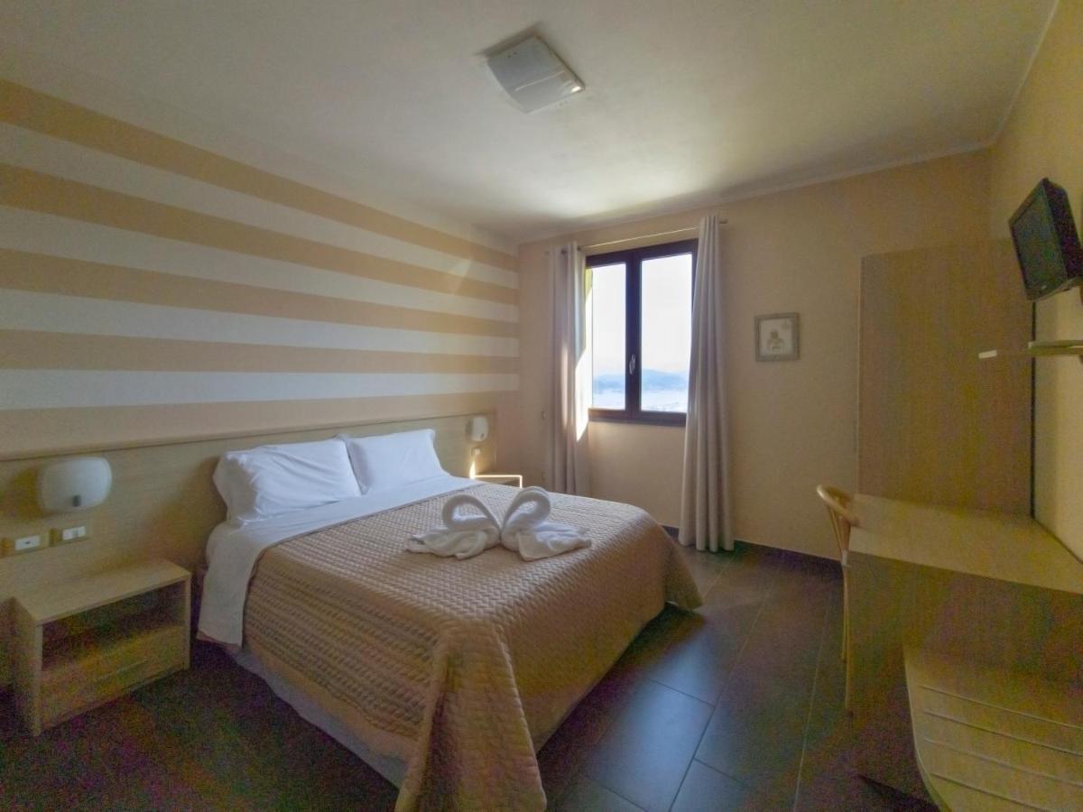 Agriturismo La Pietra 1 E La Pietra 2 La Spezia Luaran gambar