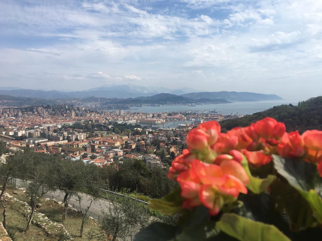 Agriturismo La Pietra 1 E La Pietra 2 La Spezia Luaran gambar