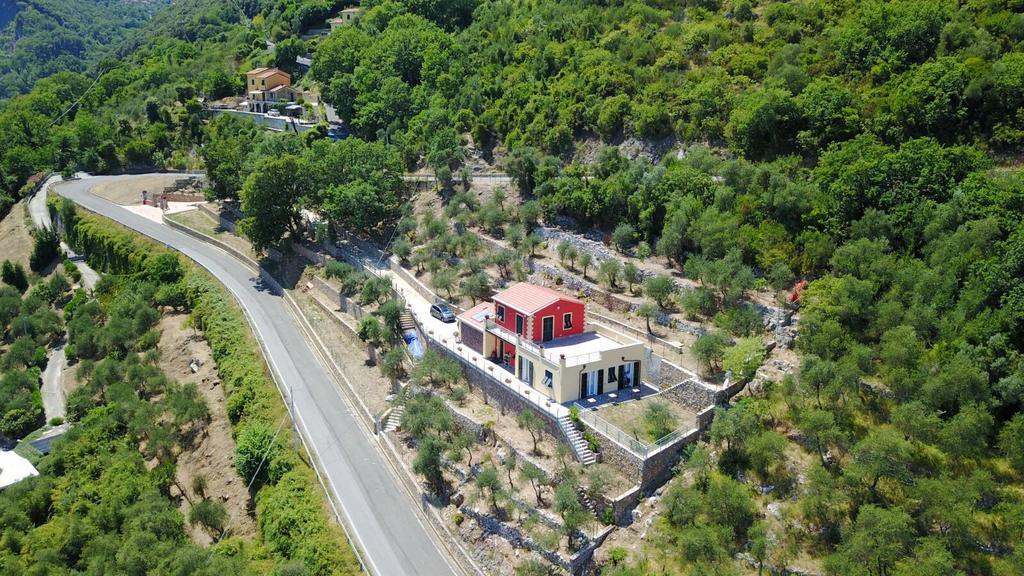 Agriturismo La Pietra 1 E La Pietra 2 La Spezia Luaran gambar